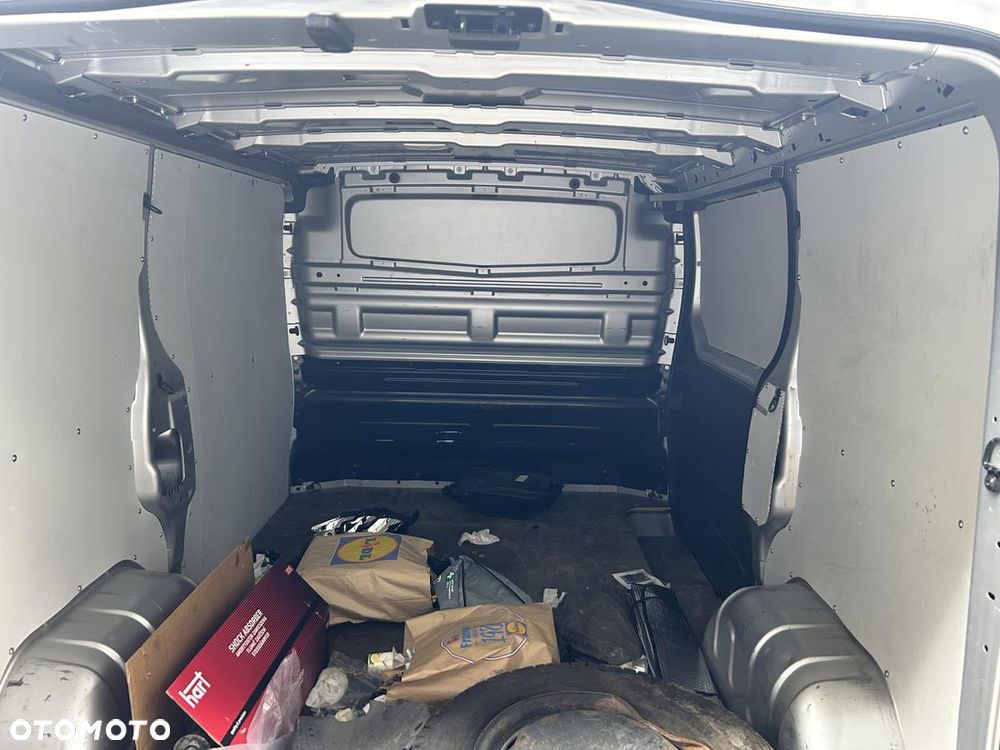Renault TRAFIC - 13