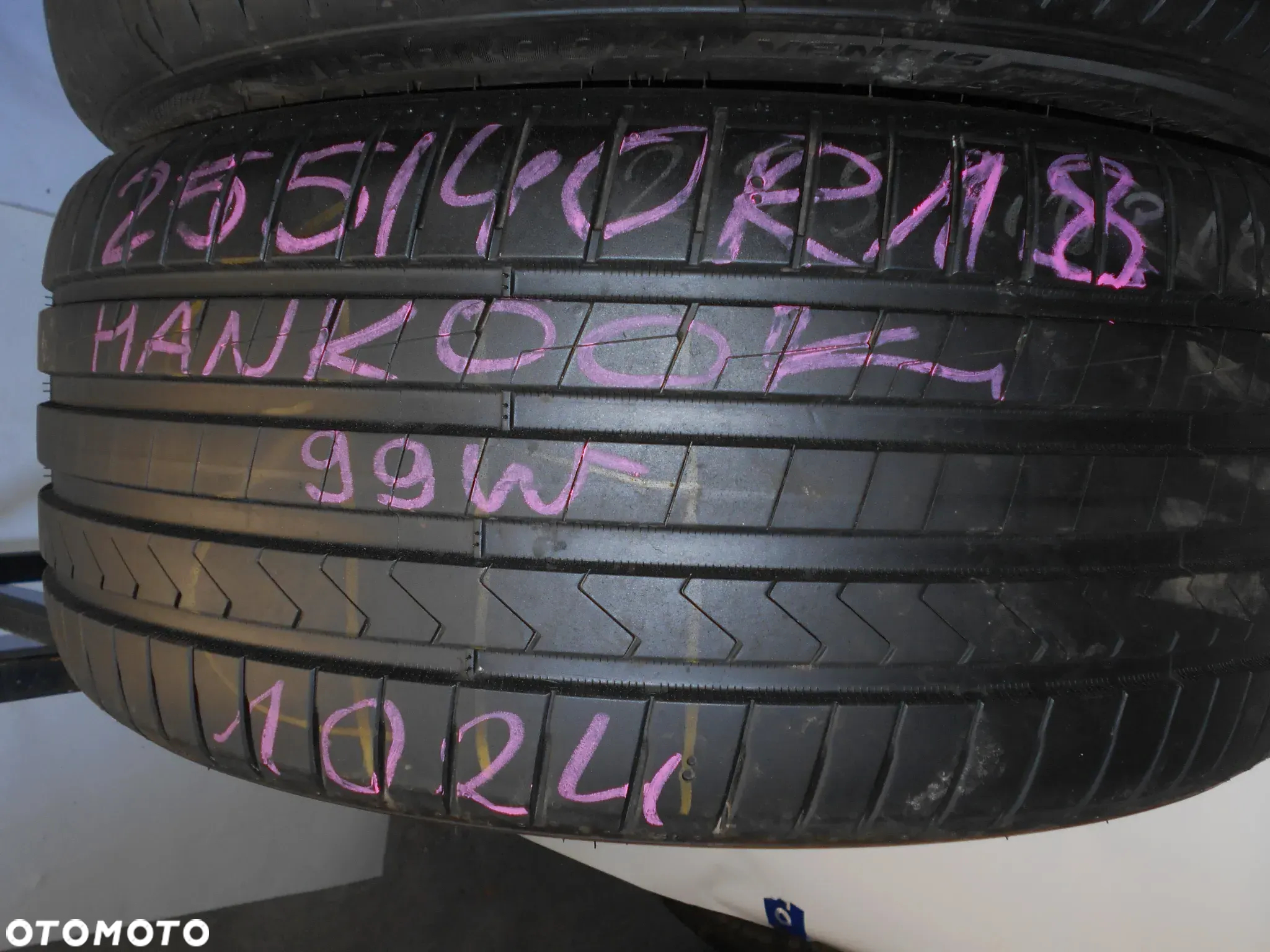 OPONY 255/40R18 HANKOOK VENTUS PRIME 4 DOT 1024 / 5123 7.7MM - 2