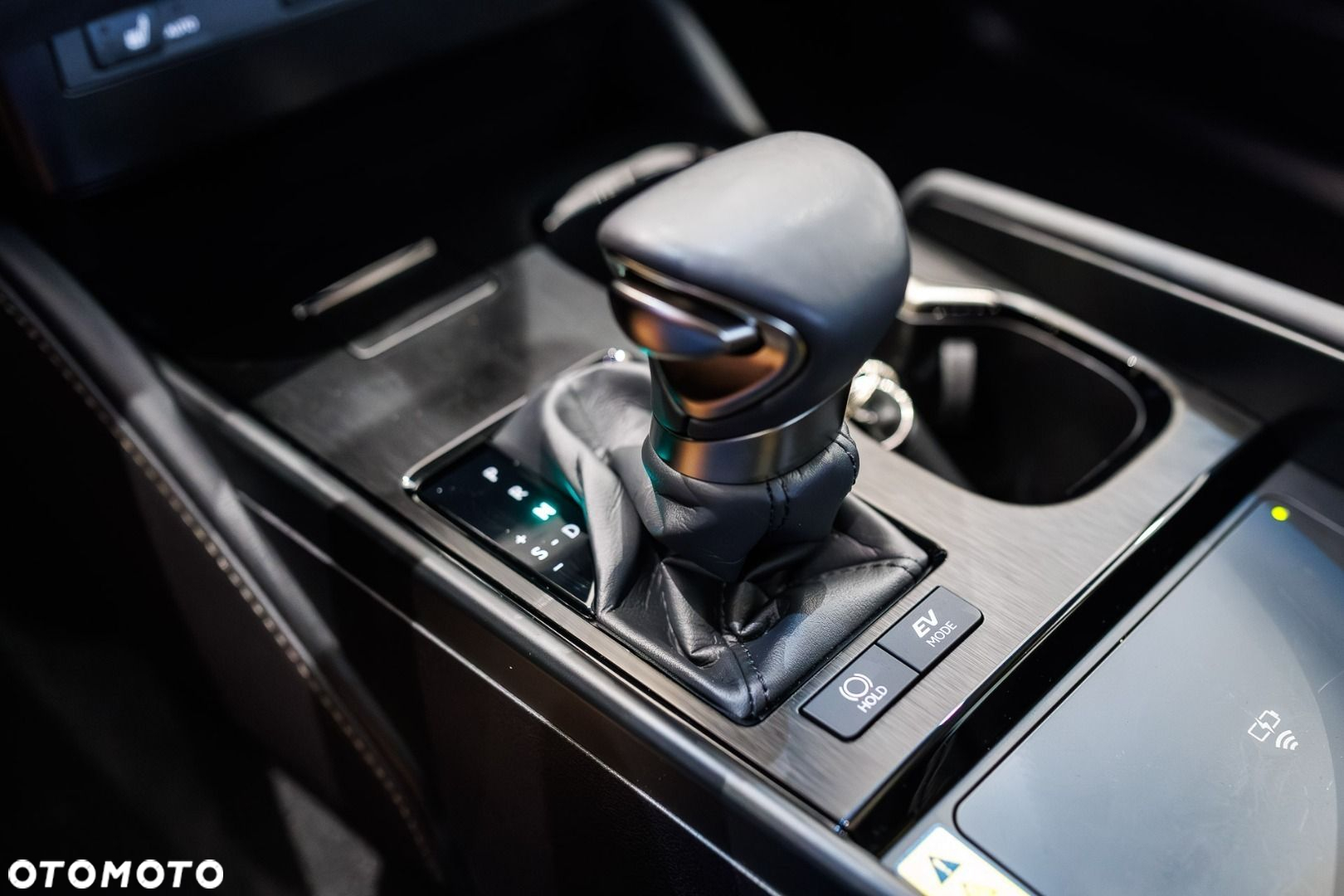 Lexus ES - 13