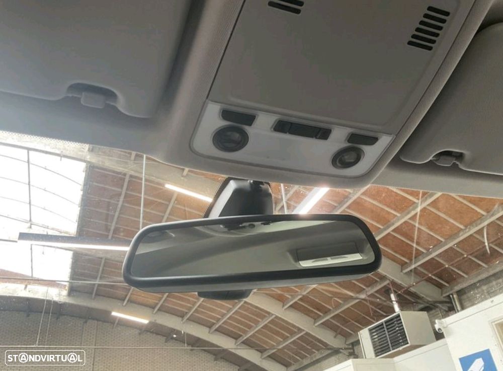 BMW 318 Gran Turismo - 8