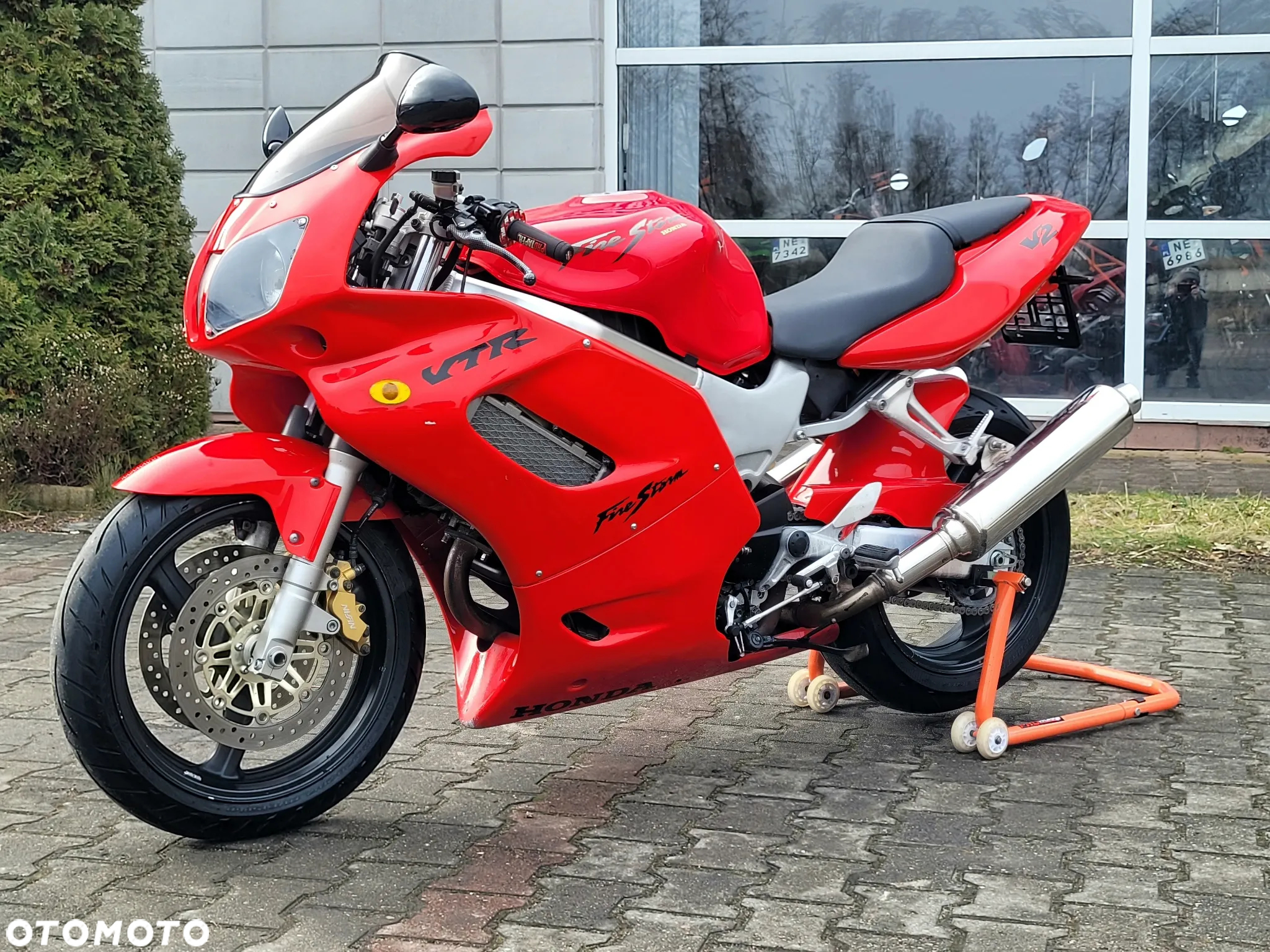 Honda VTR - 13