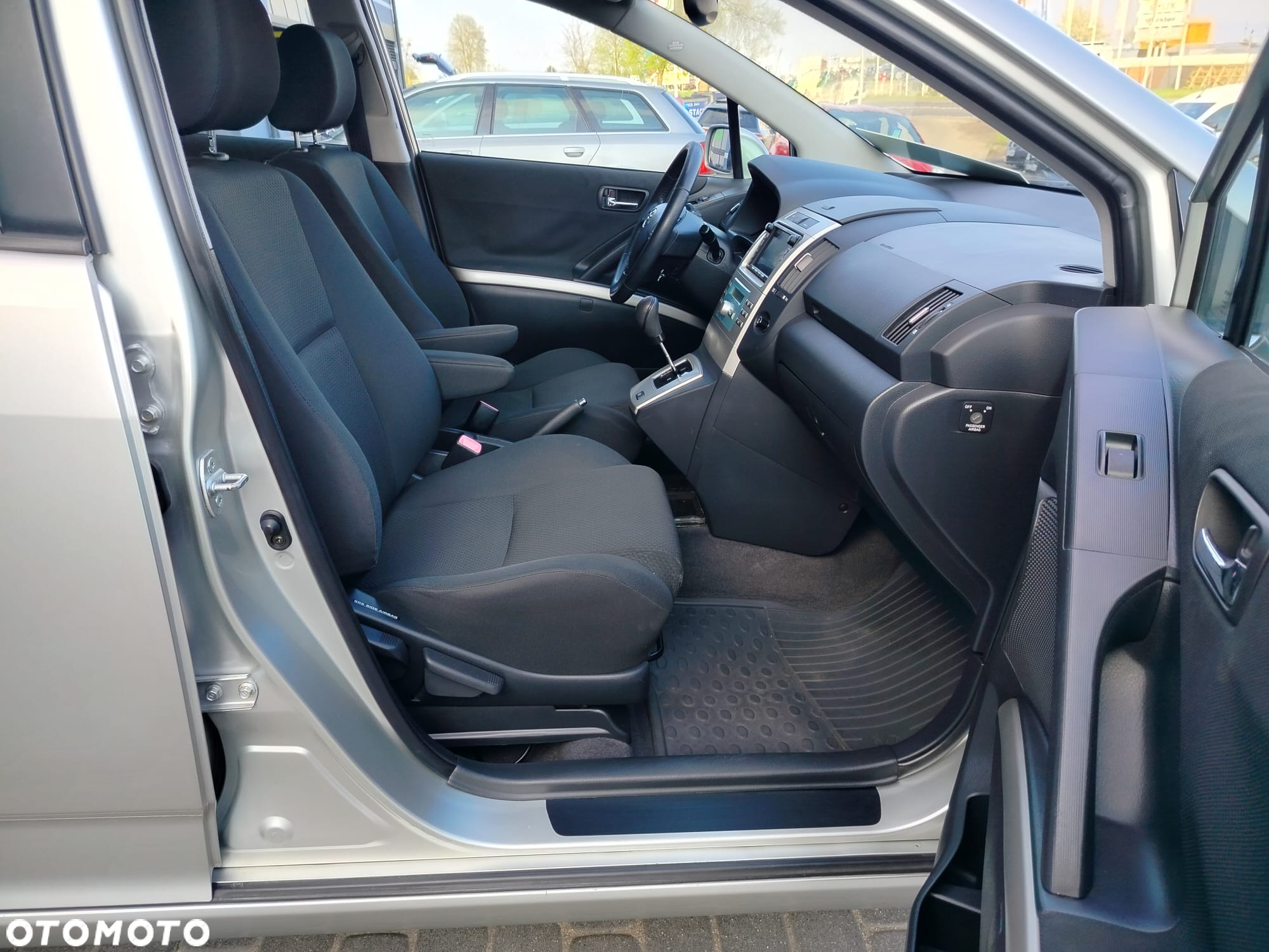 Toyota Corolla 1.8 LE - 25
