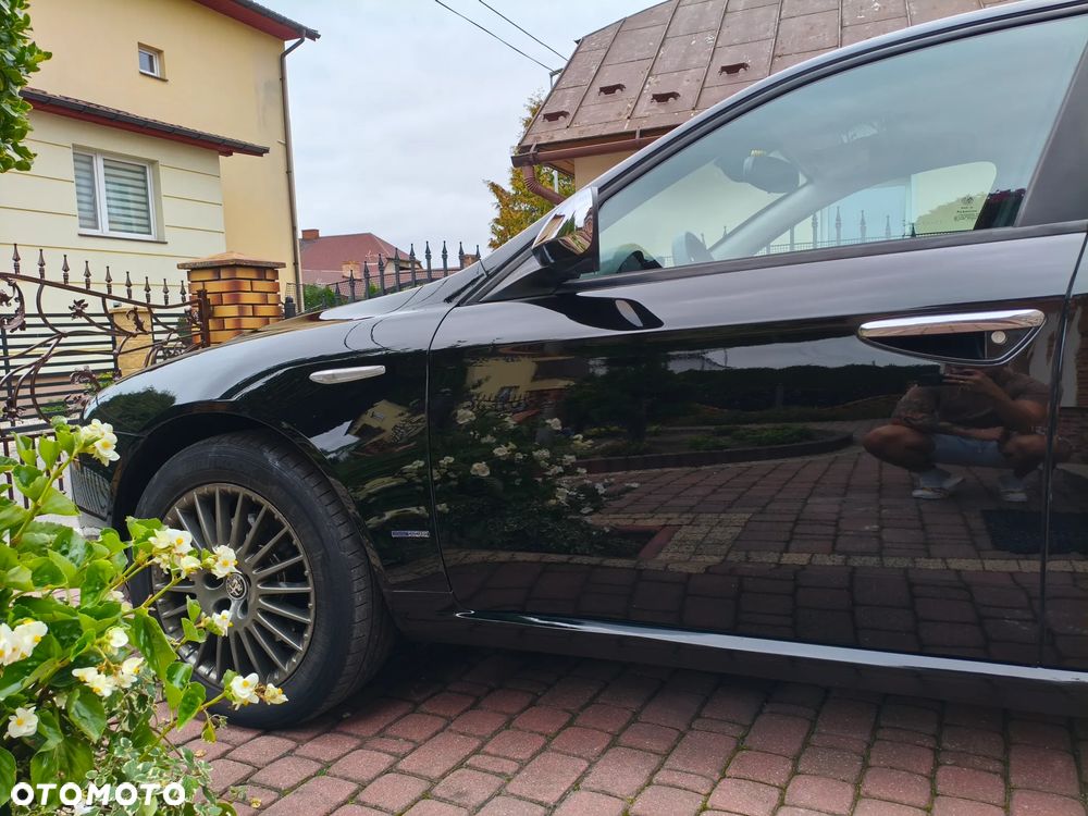 Alfa Romeo 159 1.9JTS Progression - 3