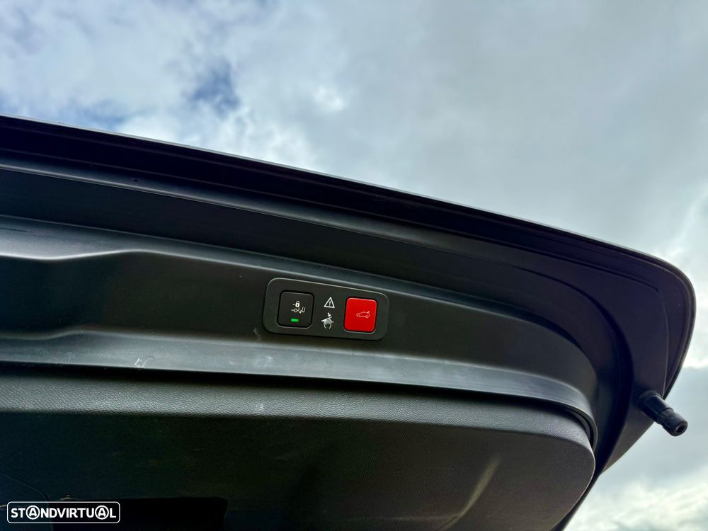 Peugeot 5008 1.2 PureTech GT Line EAT8 - 18