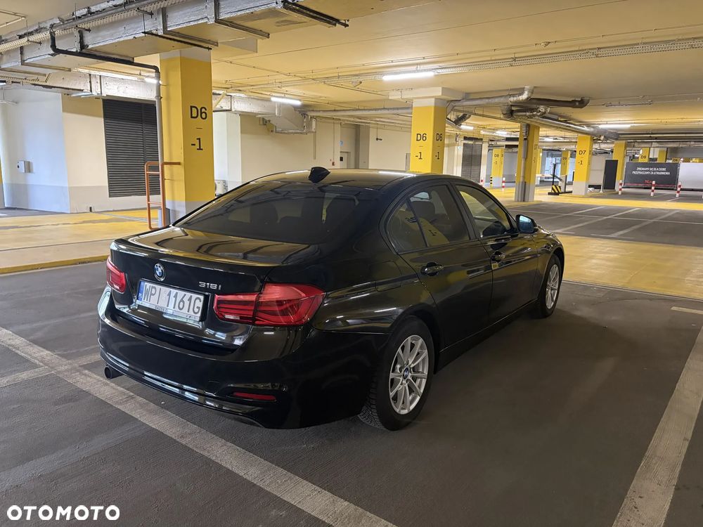 BMW 318I 2015 photo 5