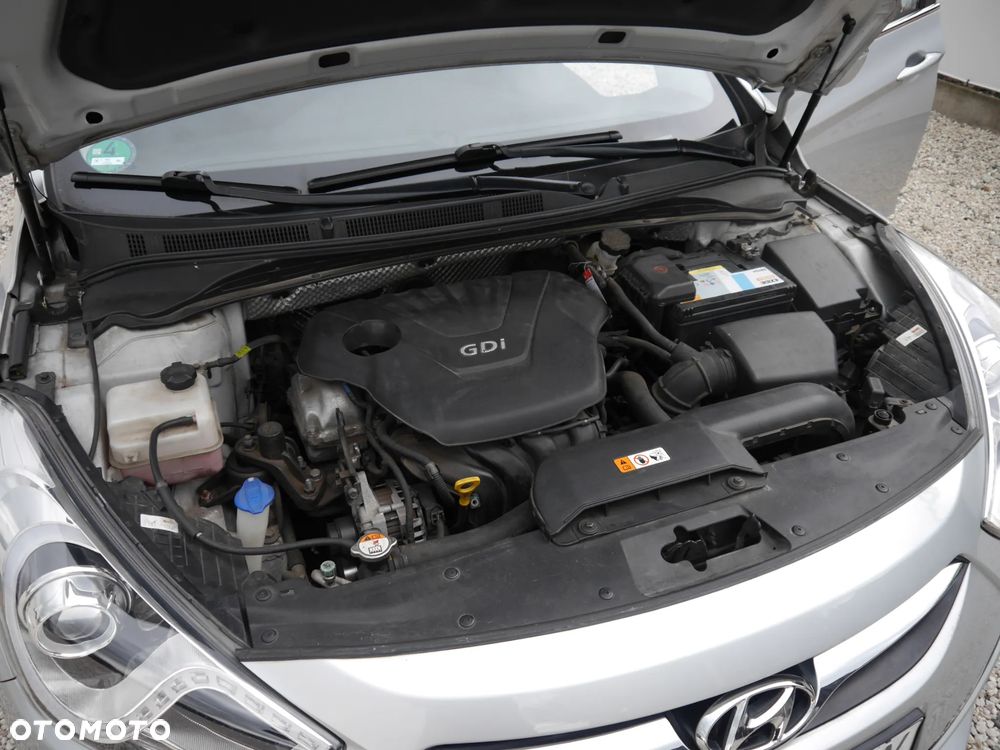 Hyundai i40 Kombi 1.6 Trend - 21