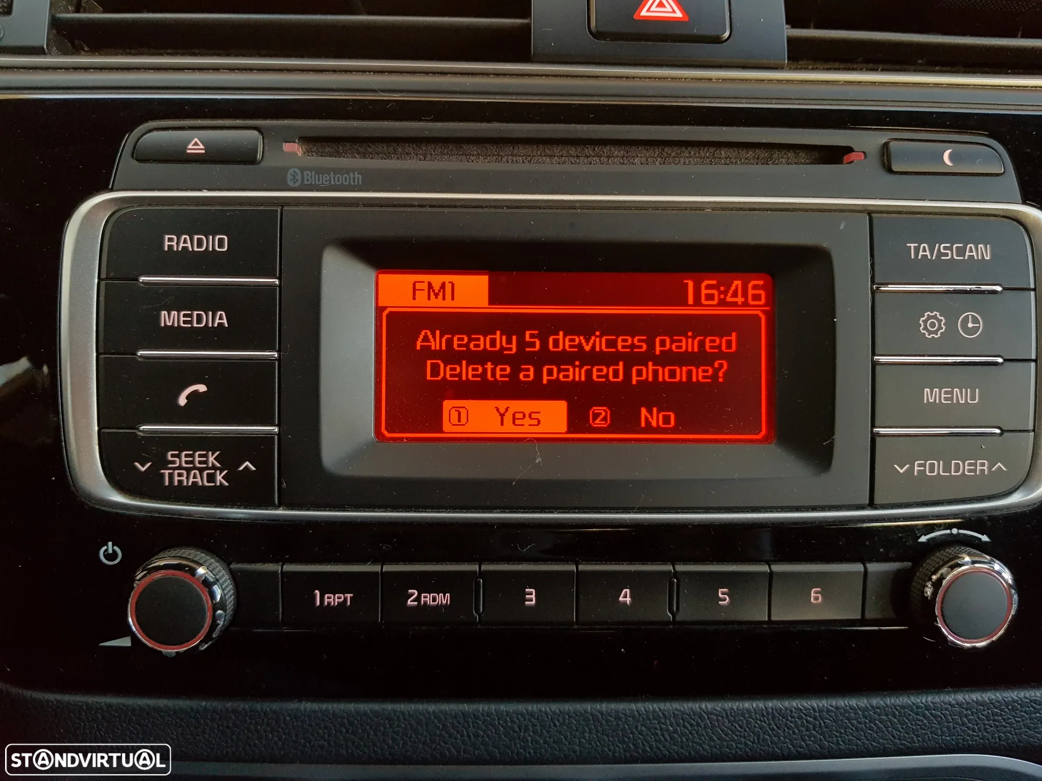 Kia Rio 1.1 CRDi TX ISG - 48