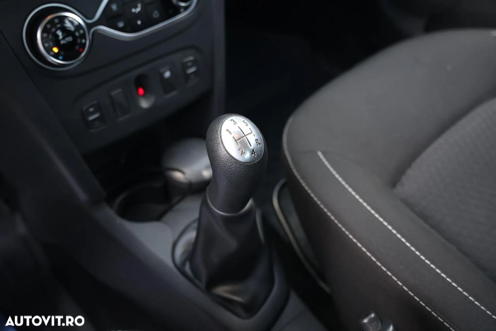 Dacia Logan 1.0 SCe Prestige - 26