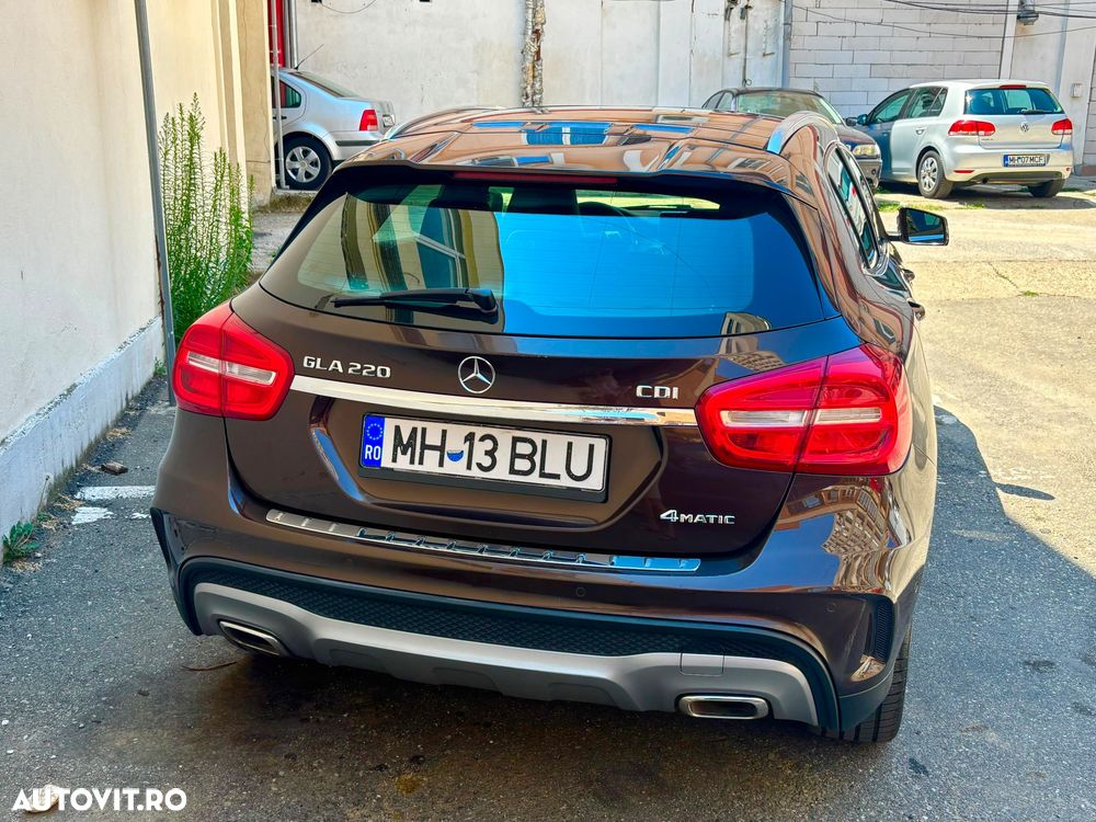 Mercedes-Benz GLA - 5