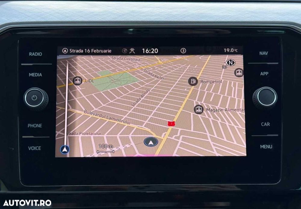 VOLKSWAGEN Passat 2020 — imagine 32