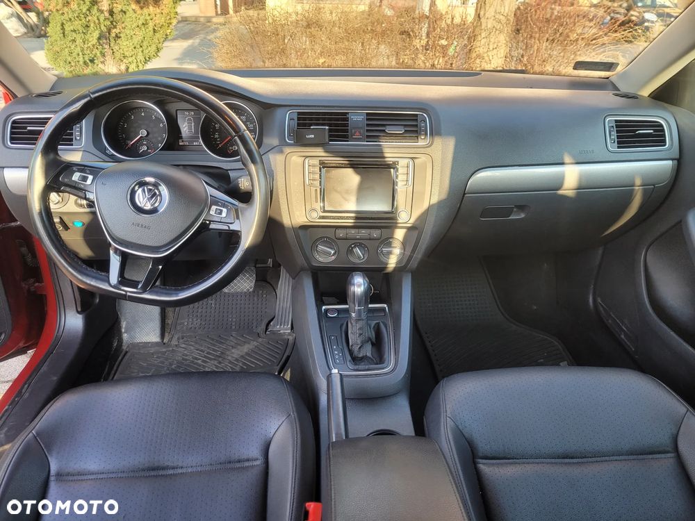 Volkswagen Jetta 1.4 TSI DSG BlueMotion Technology - 23