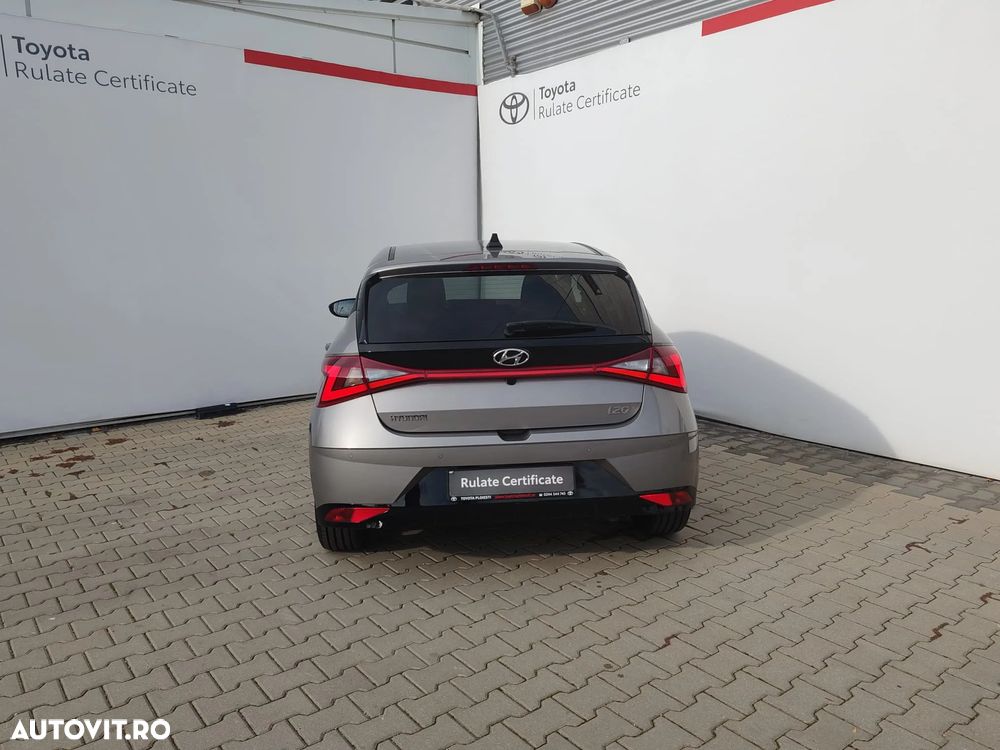 Hyundai i20 - 17