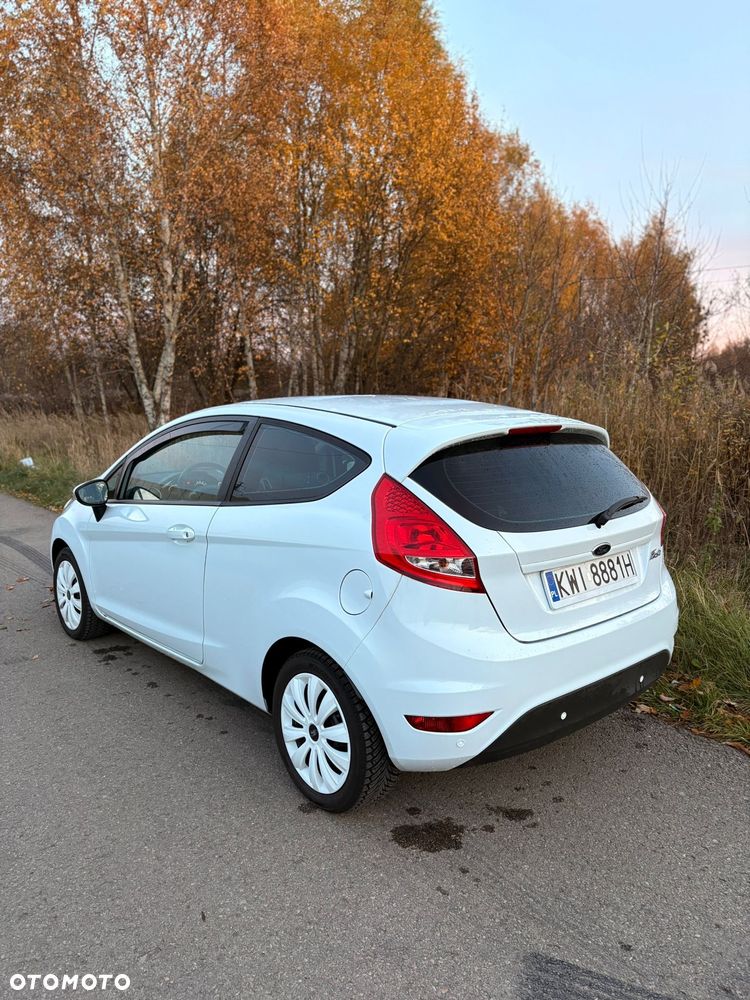 Ford Fiesta - 2