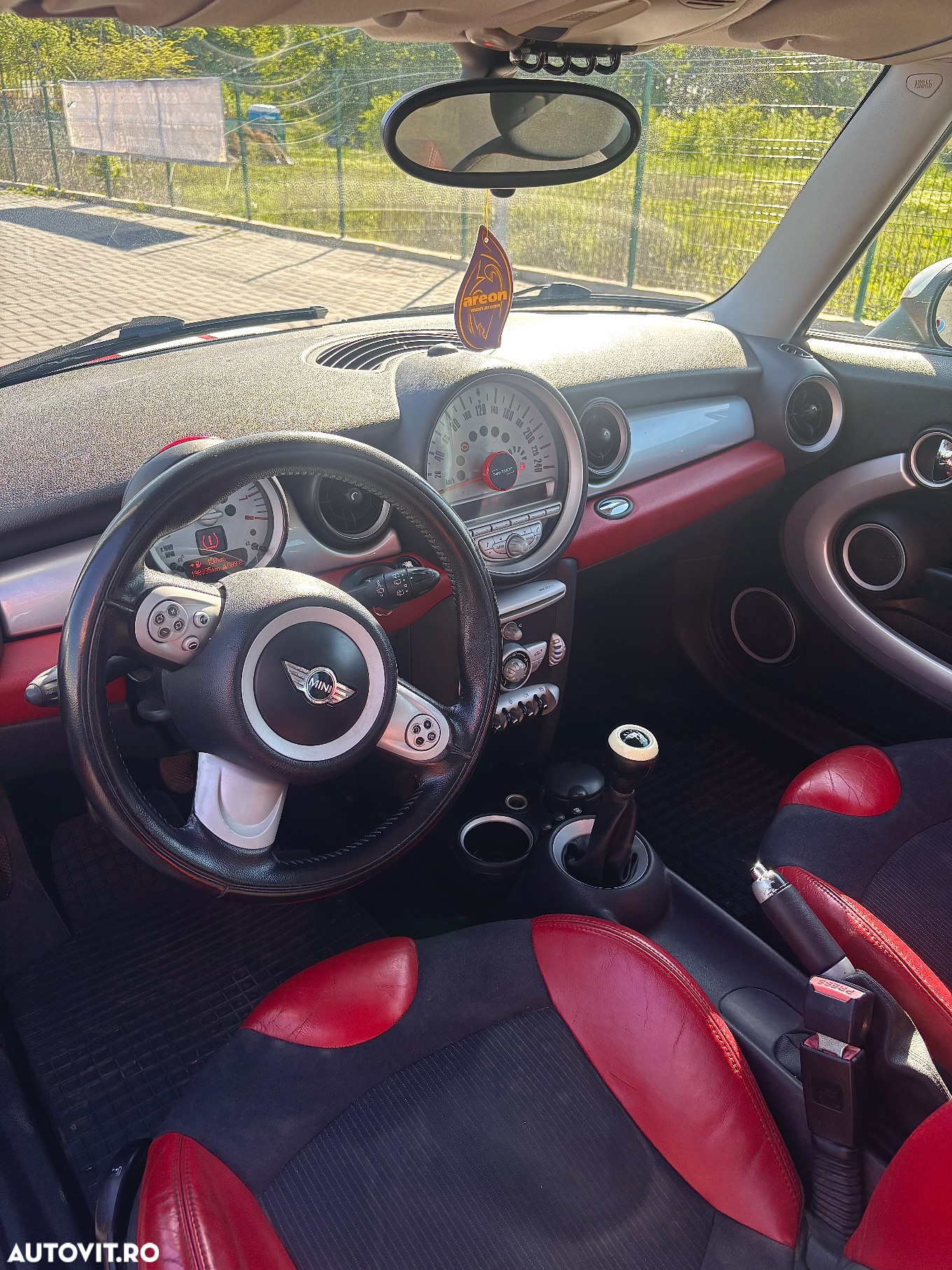 Mini Cooper Cabrio S - 10