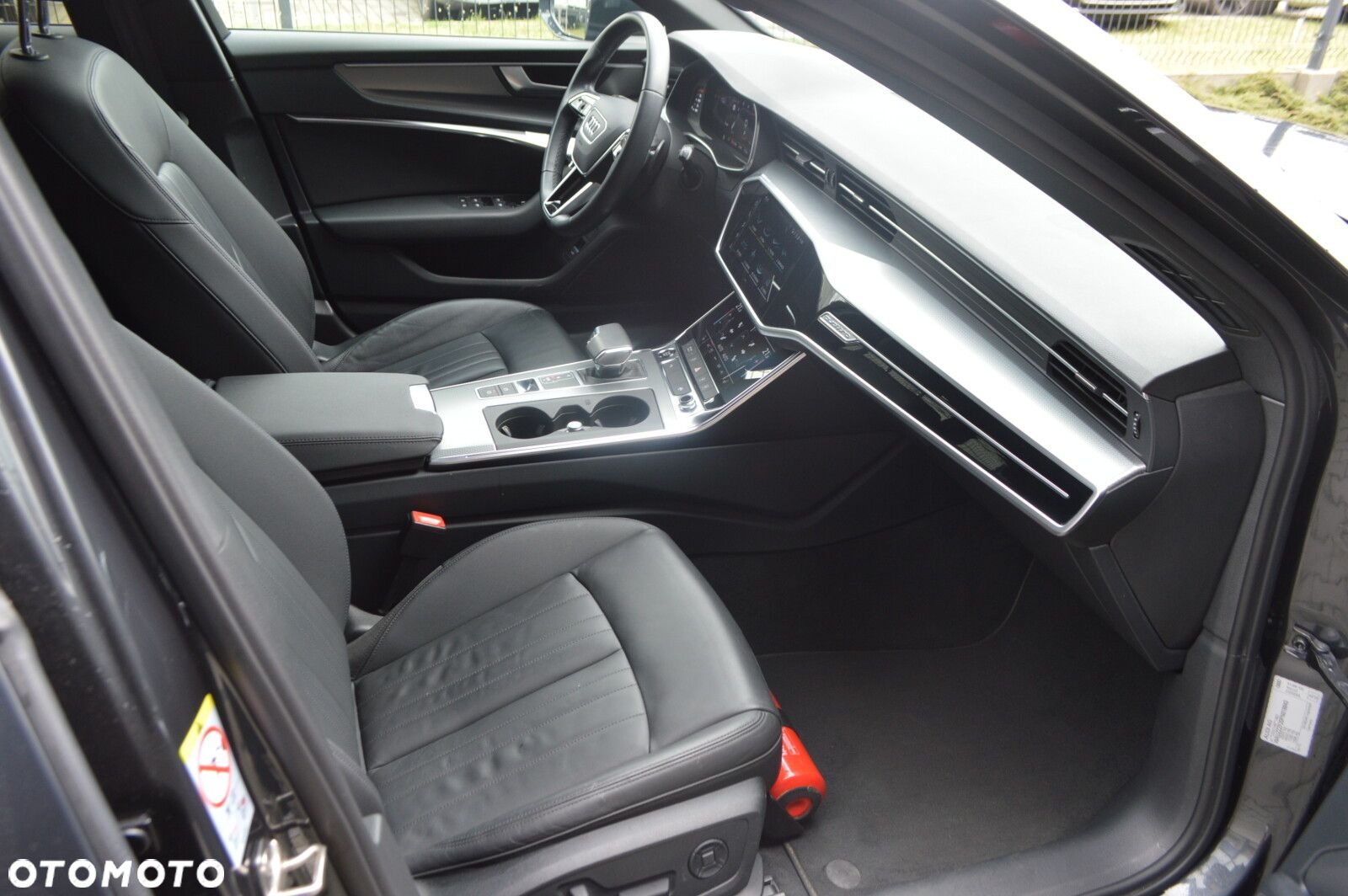 Audi A6 Allroad - 28