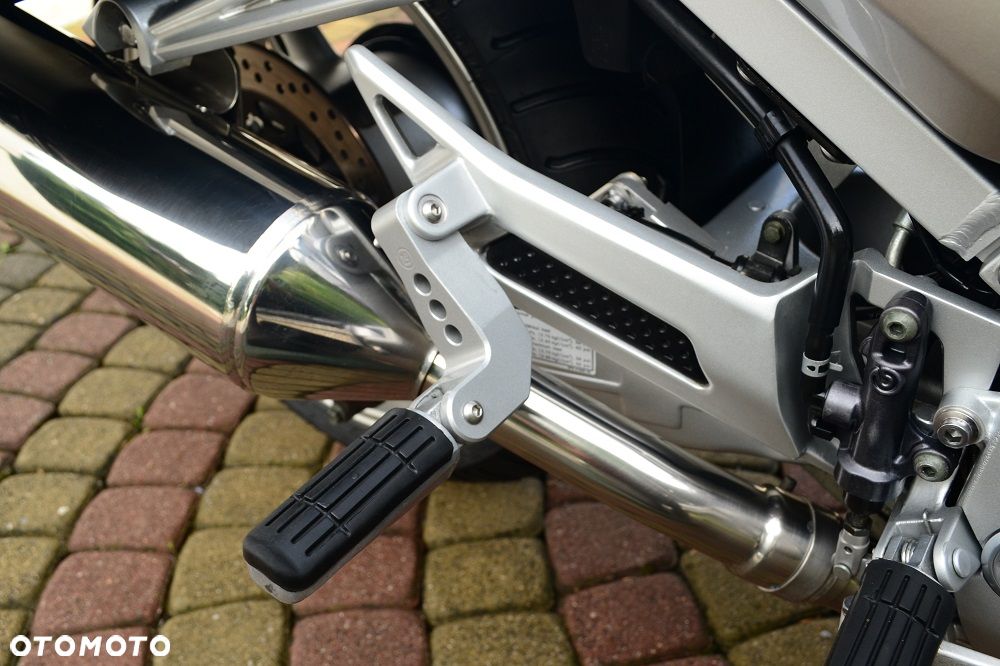 Yamaha FJR - 23
