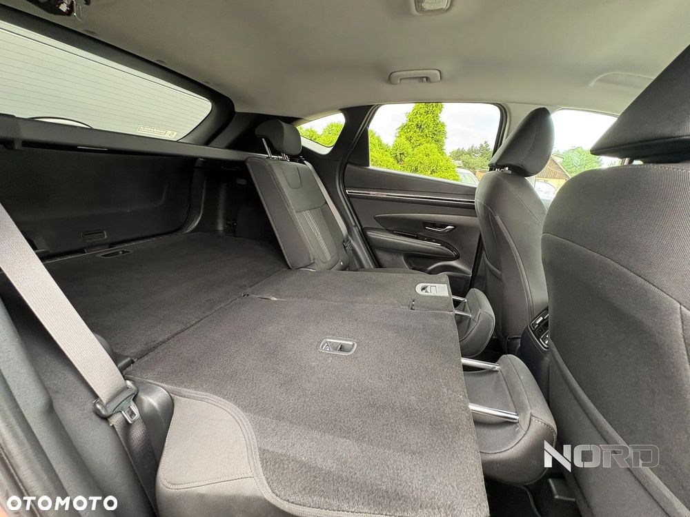 Hyundai Tucson 1.6 T-GDi HEV Executive 2WD - 17