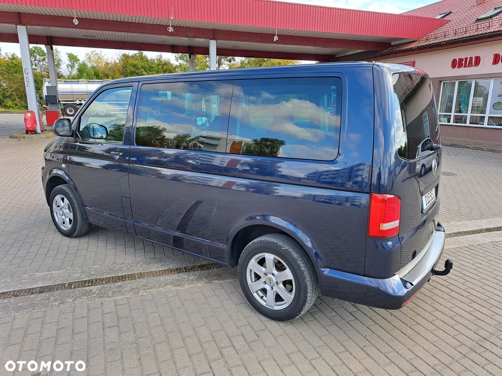 Volkswagen Multivan - 13