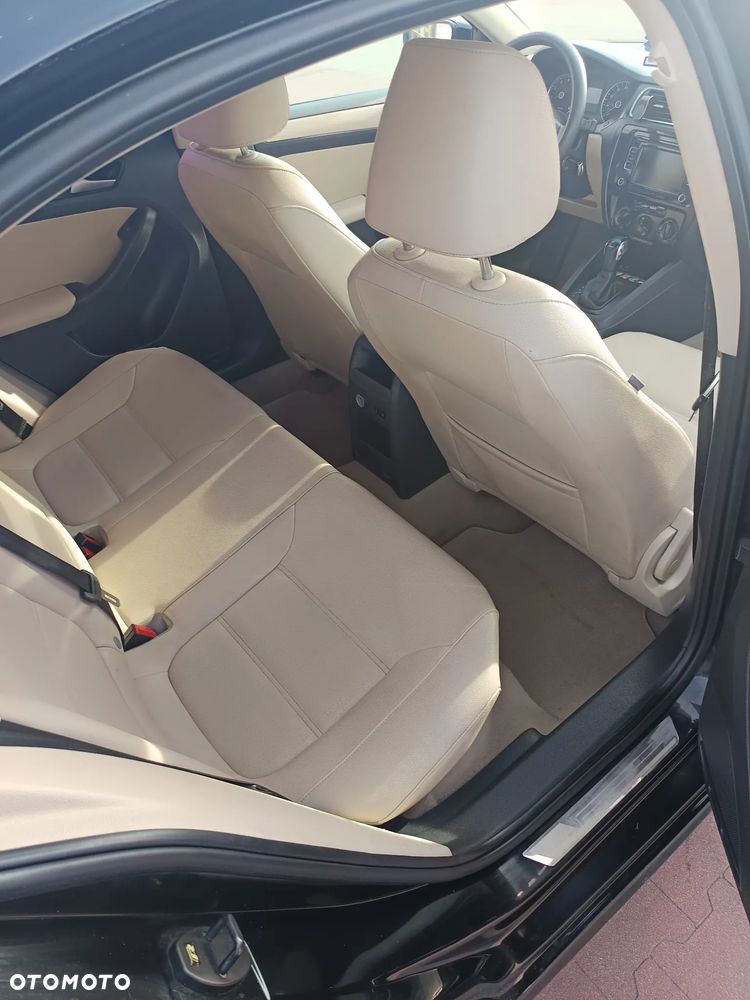 Volkswagen Jetta 2.5 SE - 20