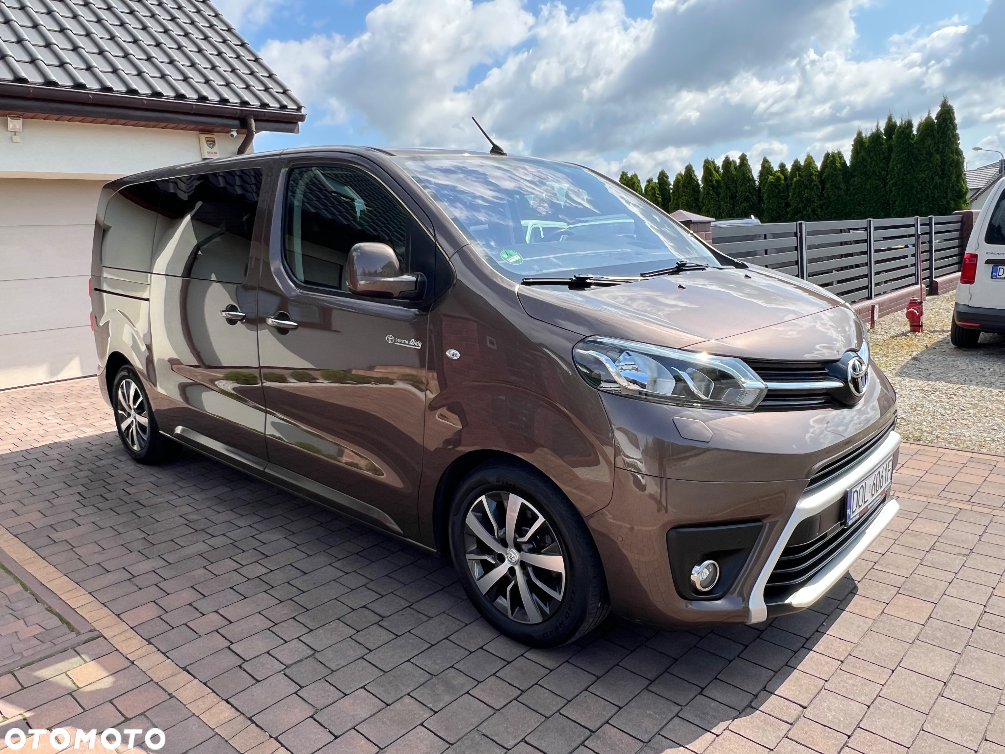Toyota ProAce 2,0-l-D-4D L1 (8-Si.) Verso Family Comfort - 24