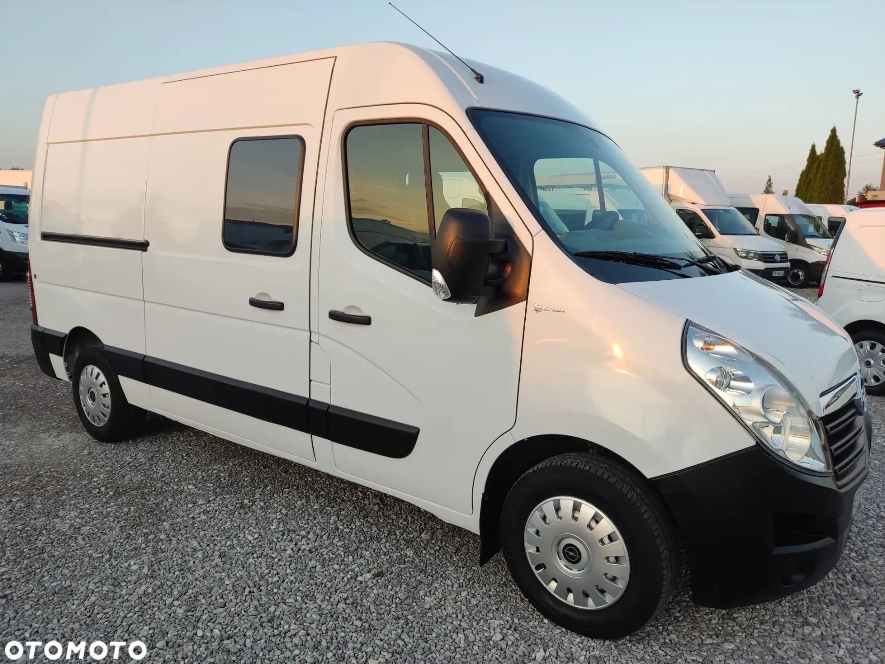 Opel Movano - 1