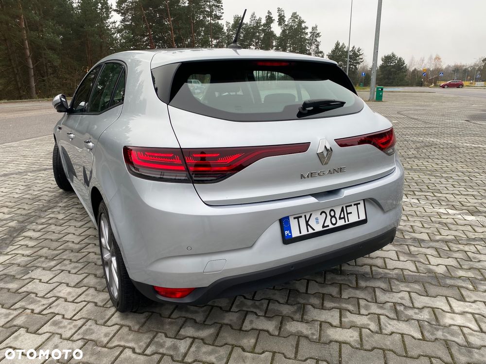 Renault Megane 1.3 TCe FAP Equilibre EDC - 8