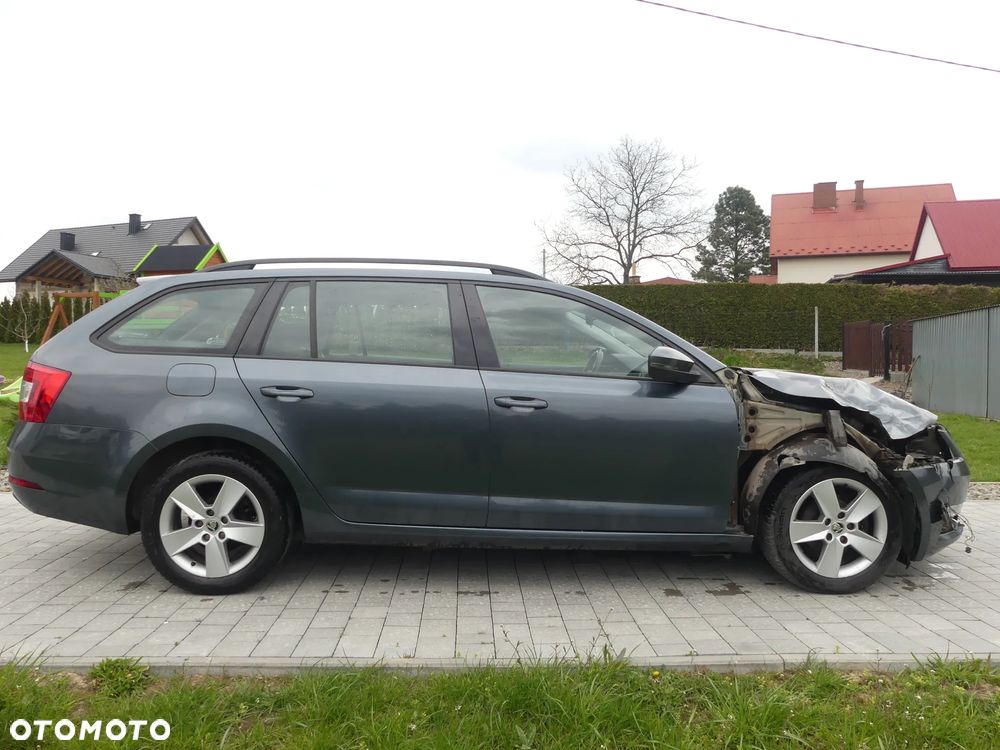 Skoda Octavia 1.6 TDI SCR Style - 6