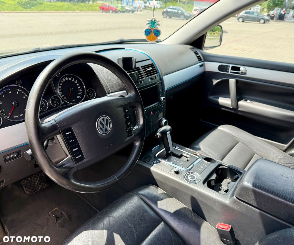 Volkswagen Touareg 3.2 V6 Automatik - 7
