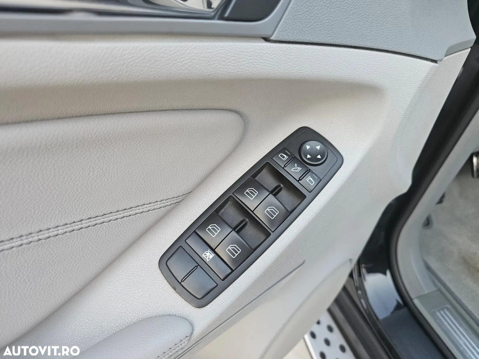 Mercedes-Benz ML 350 CDI Aut - 26