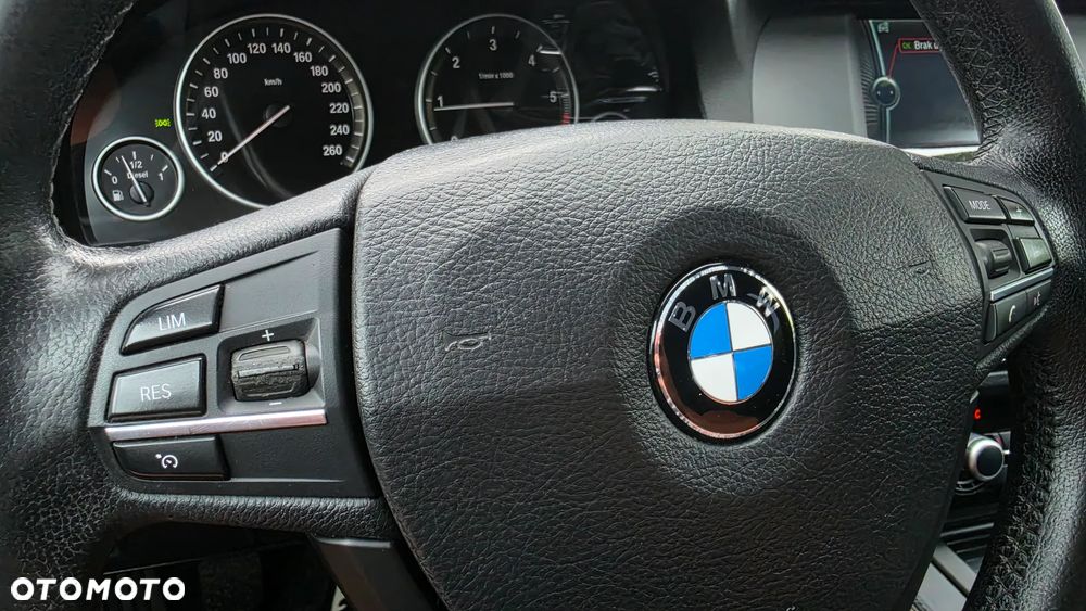 BMW Seria 5 520d Modern Line - 24