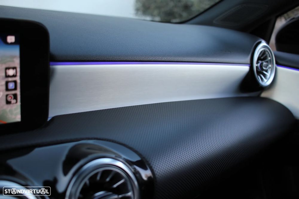 Mercedes-Benz A 200 AMG Line Aut. - 22