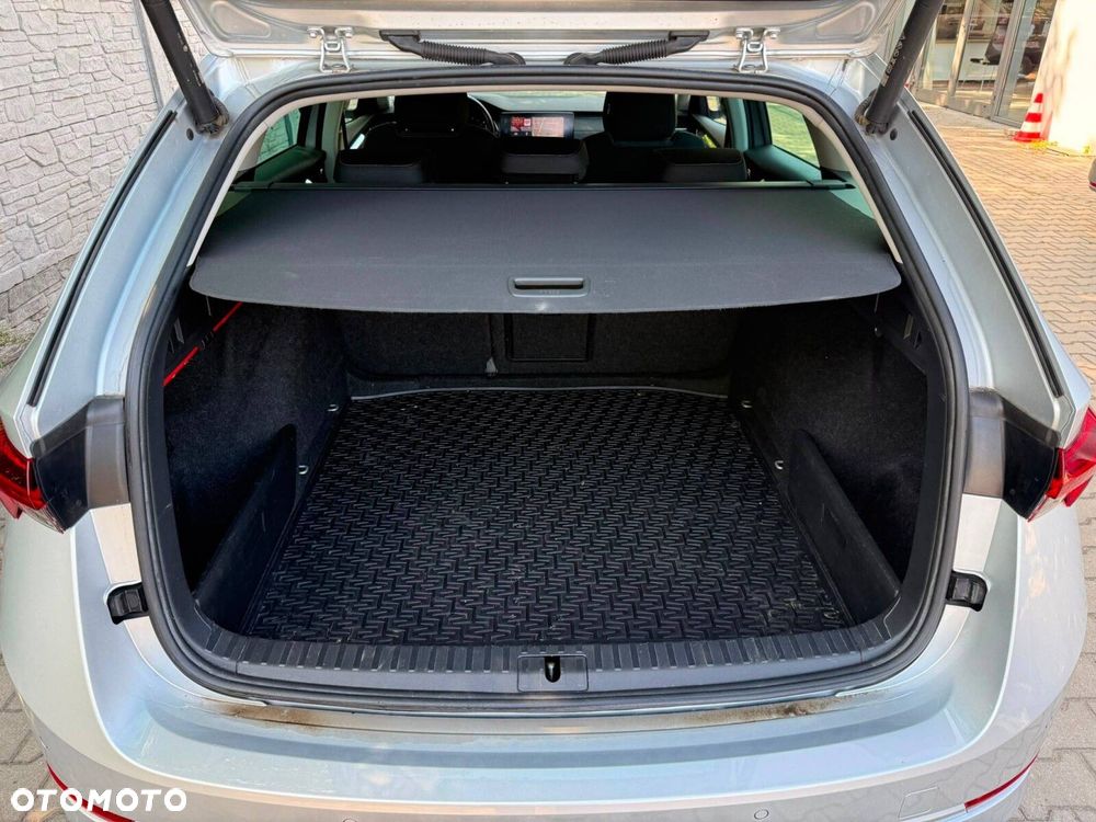 Skoda Octavia 2.0 TDI SCR Style DSG - 10