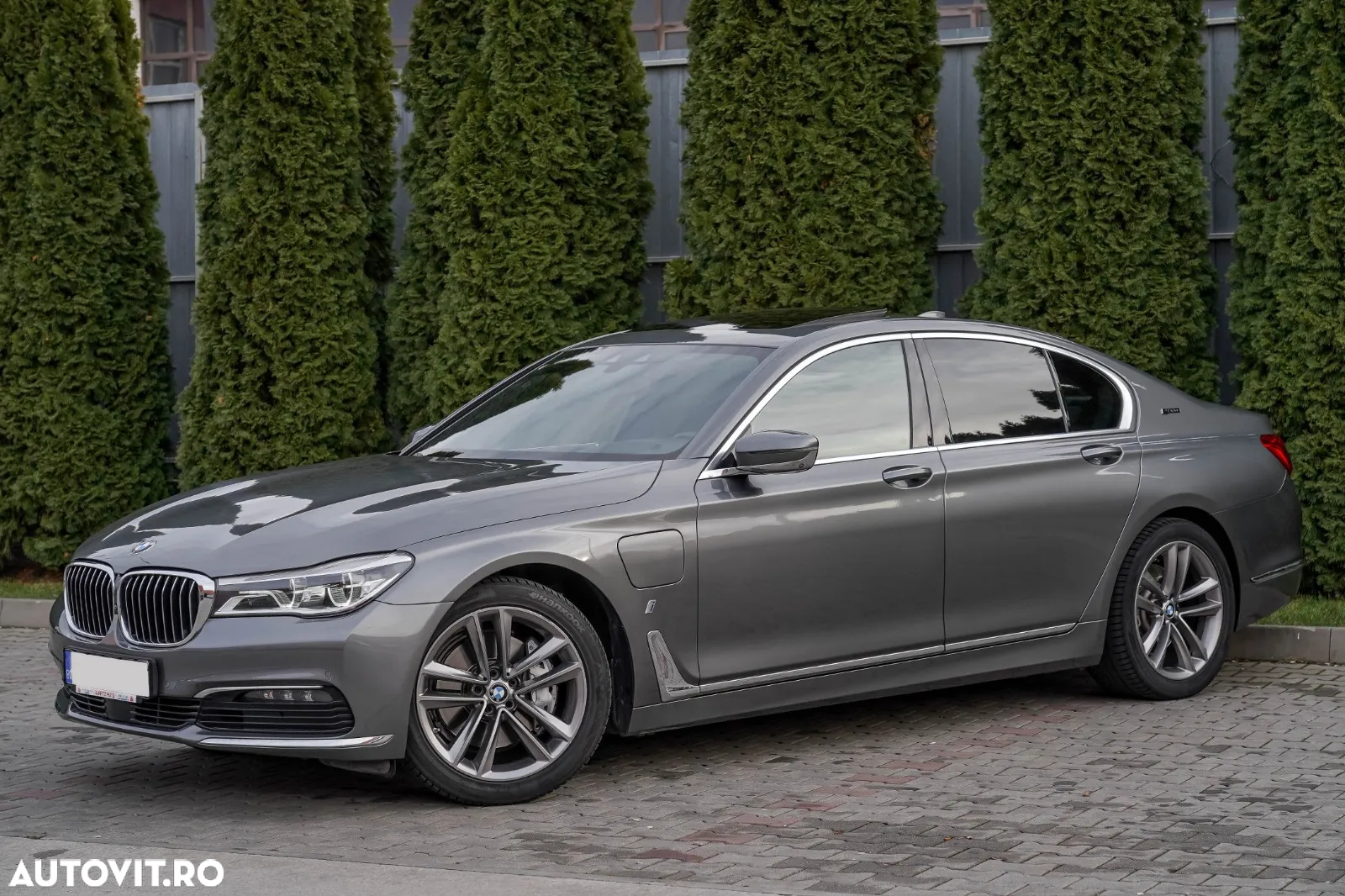 BMW Seria 7 - 13