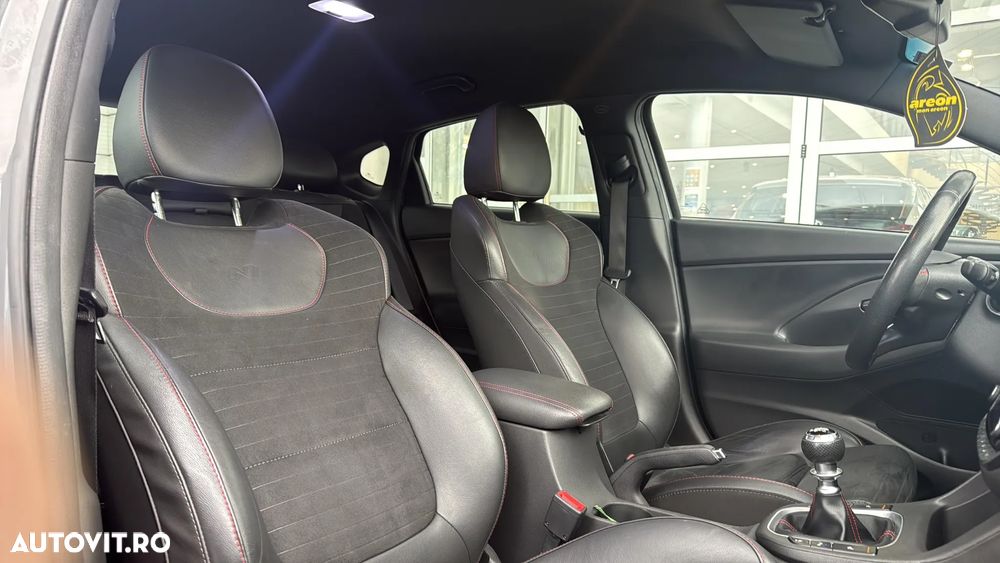 Hyundai i30 N 2.0 T-GDi 275CP 5DR - 29