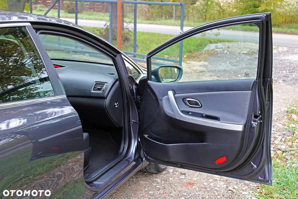 Kia Ceed 1.6 CRDi 128 Fifa World Cup Edition - 14