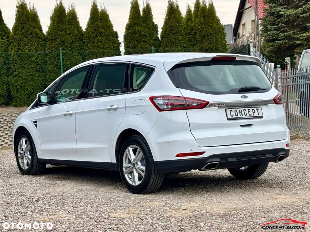 Ford S-Max - 16