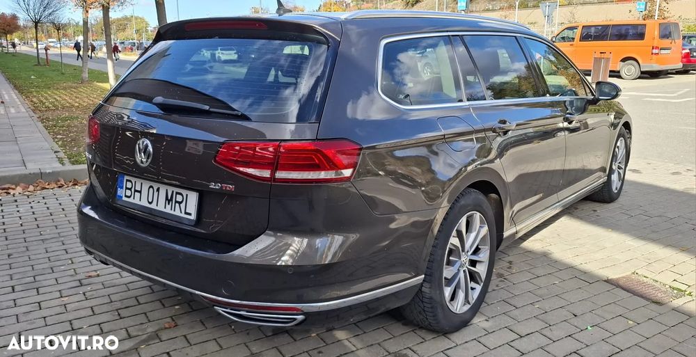 Volkswagen Passat Variant 2.0 BiTDI 4Mot DSG Highline - 2