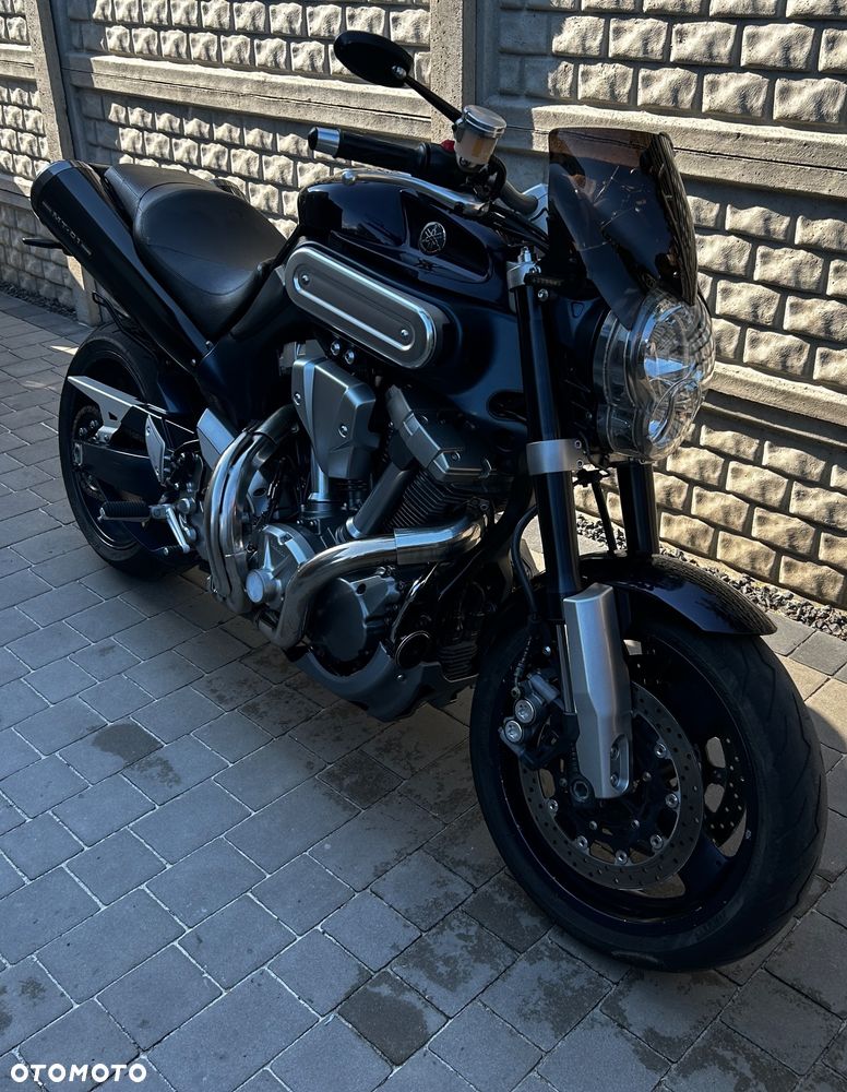 Yamaha MT - 1