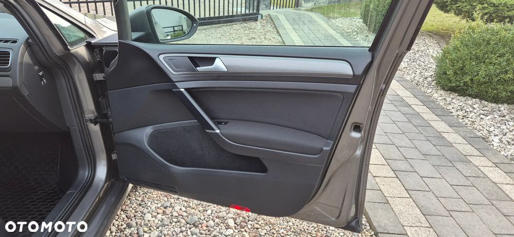 Volkswagen Golf 1.2 TSI BlueMotion Technology Trendline - 23