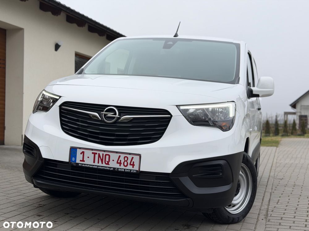 Opel COMBO - 1