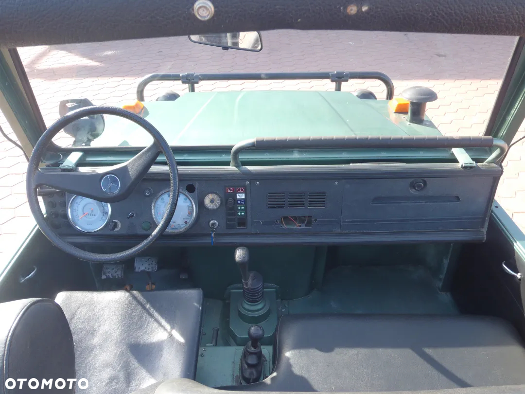 Land Rover Inny - 13