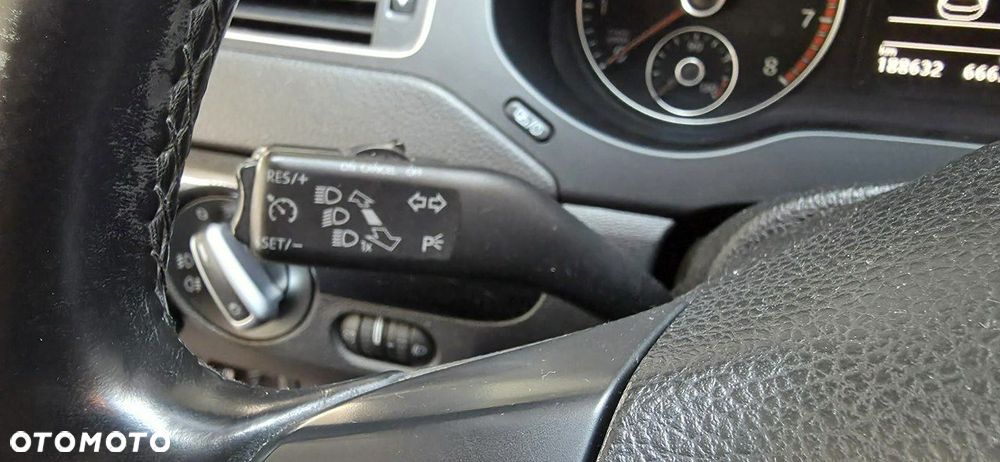 Volkswagen Jetta - 20
