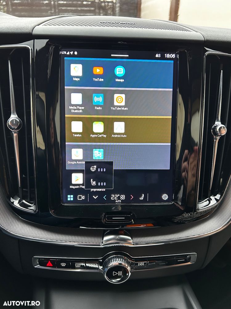 Volvo XC 60 B4 D AWD Ultimate Dark - 17