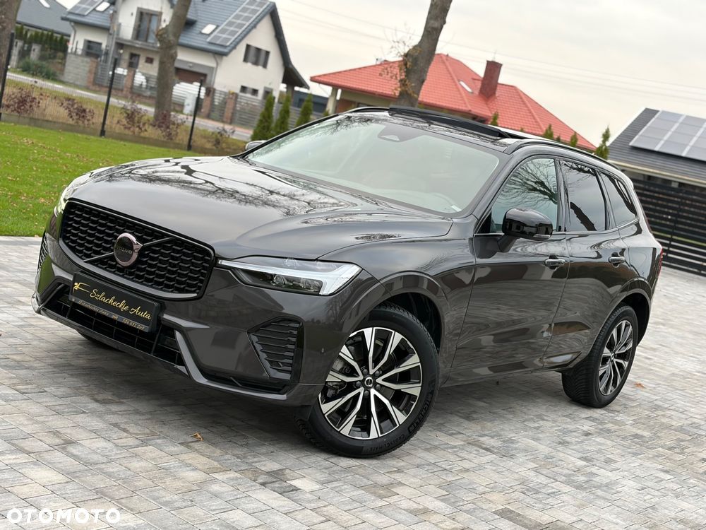 Volvo XC 60 B4 D AWD Plus Dark - 14