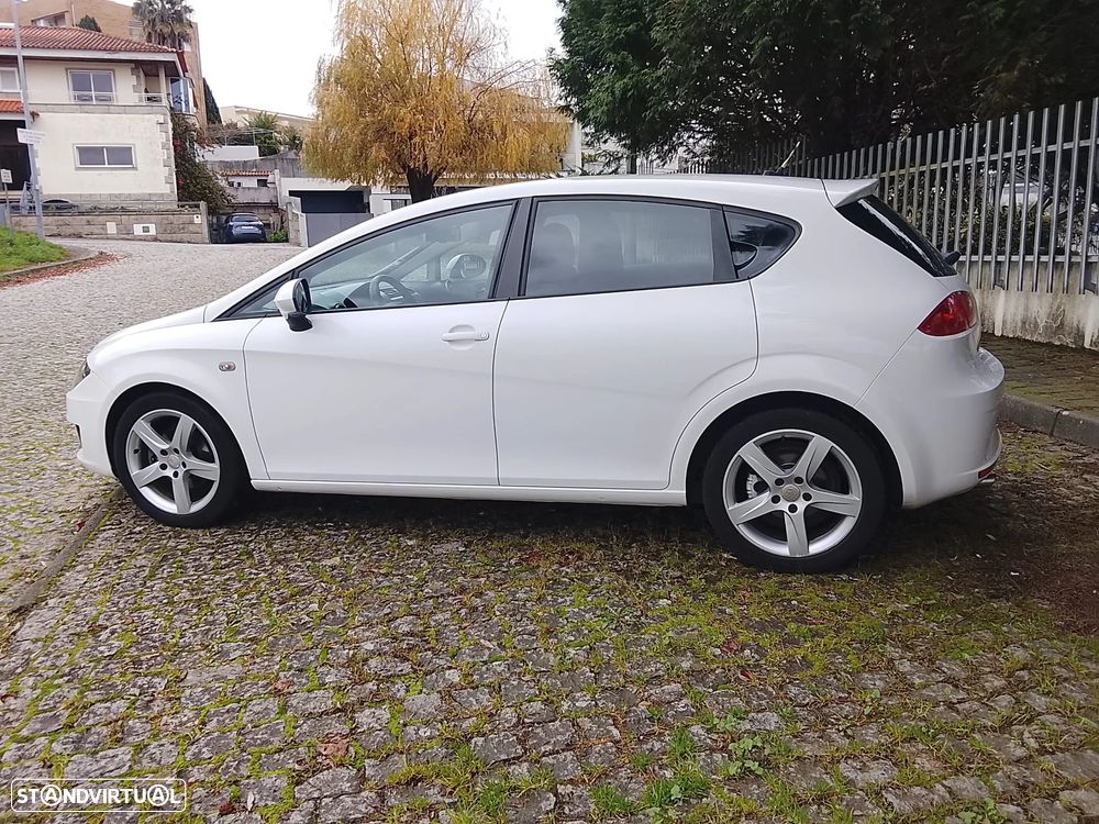 SEAT Leon 1.6 TDI Sport - 4