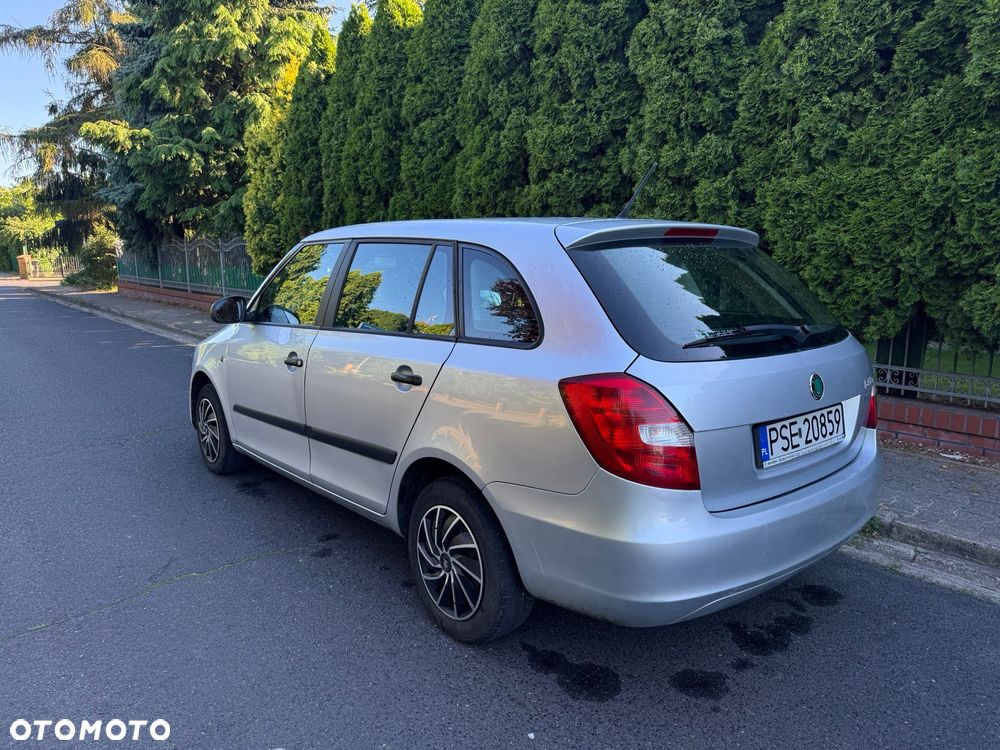 Skoda Fabia - 4