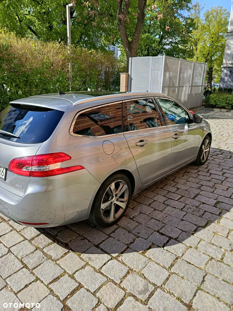 Peugeot 308 - 5