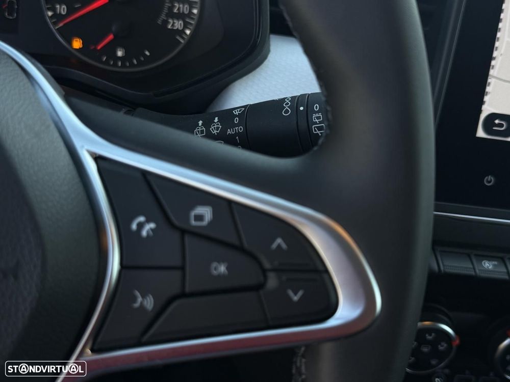 Renault Clio 1.0 TCe Evolution Bi-Fuel - 33