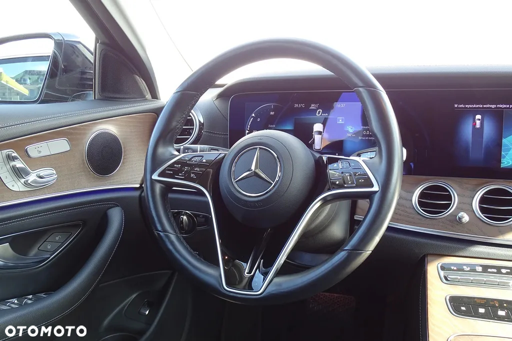 Mercedes-Benz Klasa E 300 de T 9G-TRONIC Avantgarde - 39
