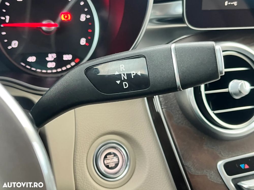 Mercedes-Benz GLC 220 d 4MATIC - 19